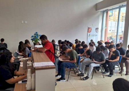 EM DOURADOS, CASA DO TRABALHADOR SELECIONA CANDIDATOS PARA JOVEM APRENDIZ