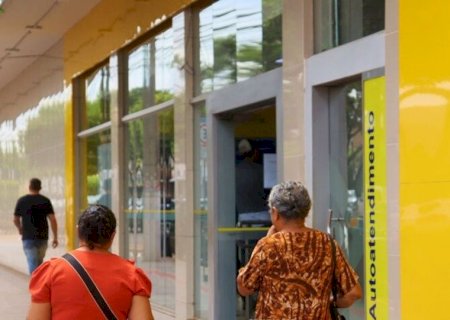 BANCOS, COMÉRCIO E REPARTIÇÕES PÚBLICAS: VEJA O ABRE E FECHA DO FERIADÃO EM DOURADOS