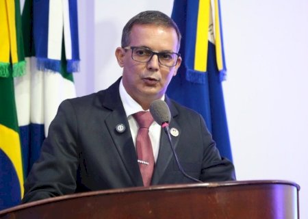INSPETOR CABRAL CELEBRA SANÇÃO DA LEI QUE INSTITUI A PATRULHA MARIA DA PENHA EM DOURADOS