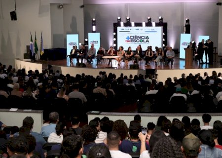 ESCOLAS DE DOURADOS SÃO CONTEMPLADAS COM O PROGRAMA MAIS CIÊNCIA