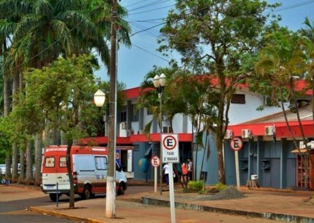 CASAL É LEVADO PARA O HOSPITAL DA VIDA APÓS SER ATACADO POR GOLPES DE FACÃO