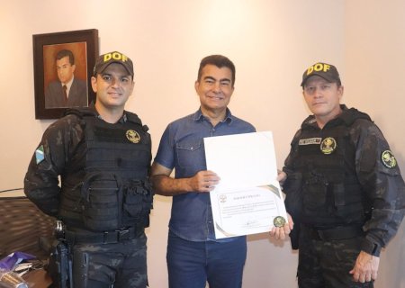 PREFEITO MARÇAL FILHO RECEBE MEDALHA DO DOF E CONVITE OFICIAL PARA A 2ª CORRIDA ÁGUIA DA FRONTEIRA
