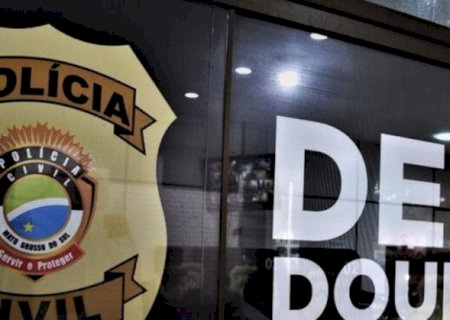 SUSPEITOS SÃO FLAGRADOS EM CASA ABANDONADA NO JARDIM CENTRAL E LEVADOS À DELEGACIA POR FURTO EM DOURADOS