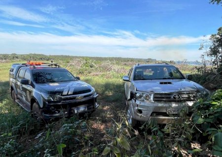 TOYOTA HILUX SW4 USADA PARA MATAR EMPRESÁRIO É ENCONTRADA ABANDONADA
