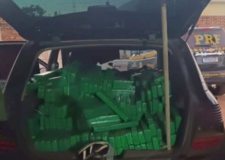 APÓS TENTATIVA DE FUGA, HOMEM É PRESO TRANSPORTANDO MAIS DE 1 TONELADA DE MACONHA NA BR-060