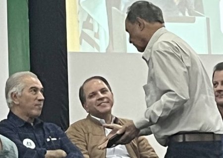 REINALDO DIZ QUE AINDA NÃO É HORA DE 'ATROPELAR' ELEIÇÕES