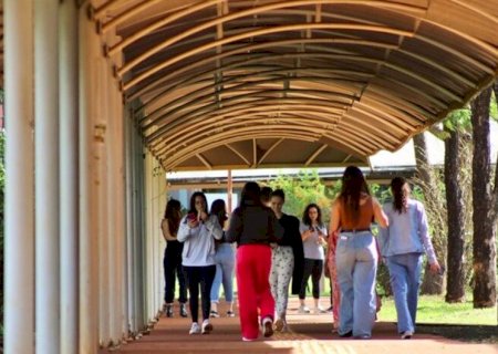 EM MS, MAIS DE 1 MILHÃO DE PESSOAS ESTUDAM EM UNIDADES PÚBLICAS DE ENSINO