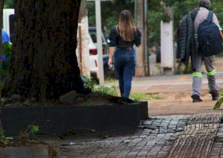EM DOURADOS, NOVA LEI OBRIGA PADRONIZAÇÃO DE CALÇADAS COM BASE EM NORMAS FEDERAIS DE ACESSIBILIDADE