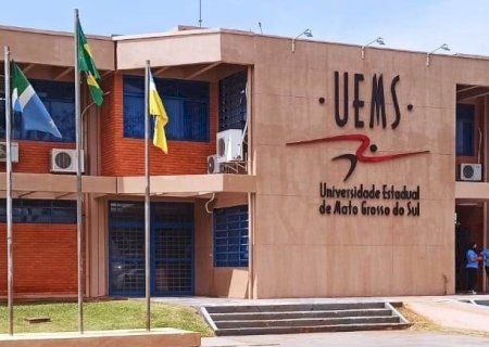 UEMS PAGA ATÉ R$ 11 MIL PARA PROFESSORESInscrições podem ser feitas até o dia 26 deste mês