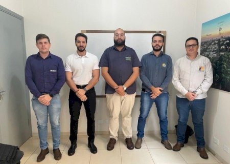 NOVA DIRETORIA DA ASSOCIAÇÃO SUL-MATO-GROSSENSE DE ENERGIA SOLAR É ELEITA E ANUNCIA FOCO EM EXPANSÃO E INOVAÇÃO