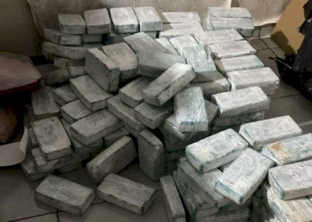 POLÍCIA DE MS APREENDE QUASE MEIA TONELADA DE COCAÍNA NA FRONTEIRA COM O PARAGUAI