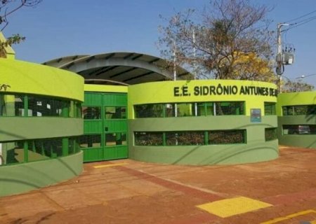 EM SIDROLÂNDIA, PROFESSOR É ACUSADO DE XINGAR E GRITAR COM ALUNOS DURANTE AULA EM ESCOLA ESTADUAL