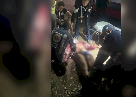 RAPAZ MUTILADO POR PITBULLS PASSA POR CIRURGIA E SEGUE INTERNADO NA SANTA CASA