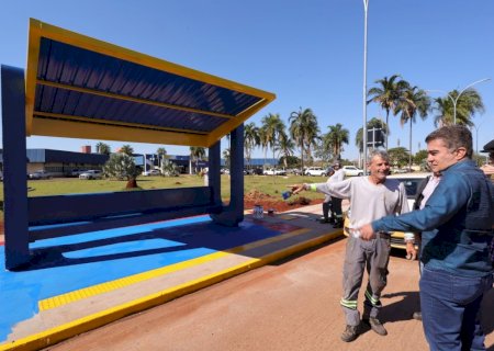 PREFEITURA DE DOURADOS ADOTA ESTRUTURA MODERNA E INOVADORA PARA PONTOS DE ÔNIBUS