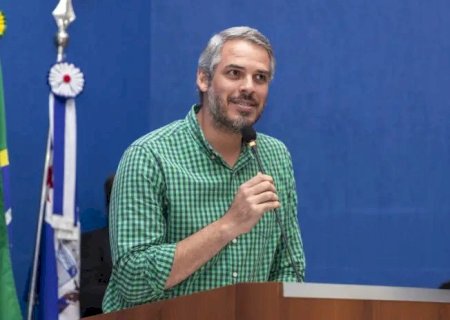 ‘MALTRATAR MÉDICOS E ENFERMEIROS NÃO MELHORA A SAÚDE DE DOURADOS’