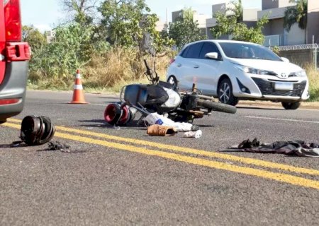 MOTOCICLISTA SOFRE PARADA CARDIORRESPIRATÓRIA APÓS ACIDENTE NA BR-163