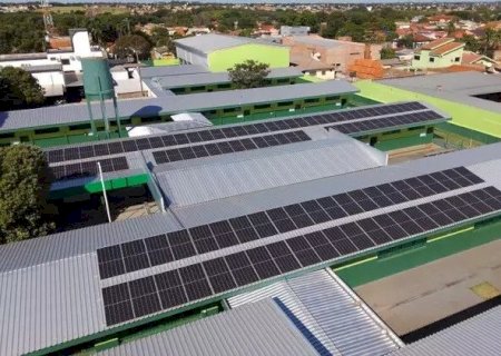 ENERGIA LIMPA LEVA ECONOMIA E MODERNIDADE ÀS ESCOLAS ESTADUAIS DE MS