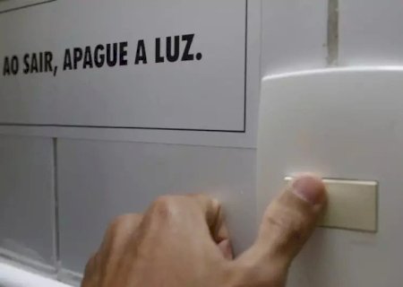 CONTA DE LUZ TERÁ BANDEIRA TARIFÁRIA VERMELHA PATAMAR 2 EM AGOSTO