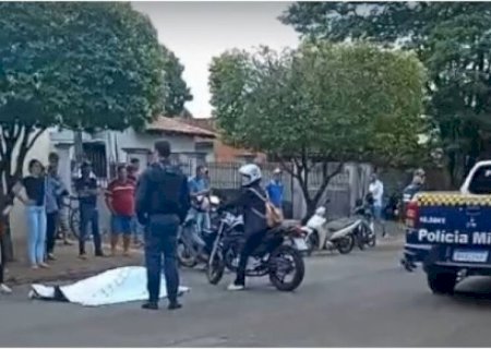 HOMEM QUE MATOU IDOSO A FACADAS NO MEIO DA RUA É PRESO