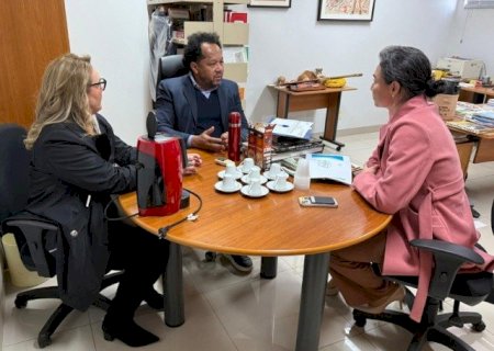 MPF SE REÚNE COM MPMS PARA APRESENTAR PROJETO ACOLHIDA EM DOURADOS
