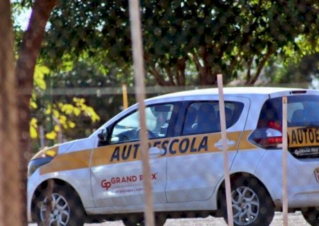 ASSOCIAÇÃO VÊ RISCOS À SEGURANÇA NO TRÂNSITO E QUESTIONA PLANO PARA REDUZIR CUSTOS DA CNH