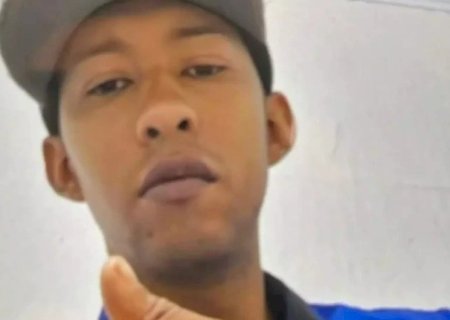 MORADOR TENTA PULAR JANELA E MORRE COM PESCOÇO ENROSCADO