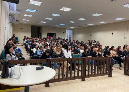 DOURADOS REALIZA EVENTO EM COMEMORAÇÃO AO DIA DO PSICÓLOGO