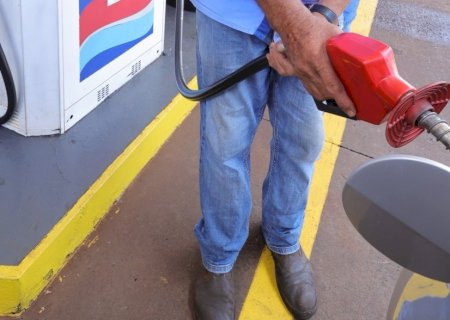 PREÇO DA GASOLINA VARIA 3% E DO ETANOL 27% EM DOURADOS, APONTA PESQUISA DO PROCON