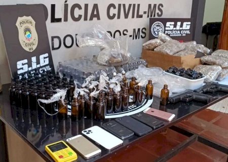 EM DOURADOS, 'CANABIDIOL' ERA VENDIDO POR R$ 800 E CLIENTES USAVAM PARA FINS MEDICINAIS E ALUCINÓGENOS