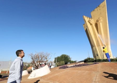 PREFEITURA INICIA LIMPEZA E REVITALIZAÇÃO DO MONUMENTO AO COLONO, A ‘MÃO DO BRAZ’