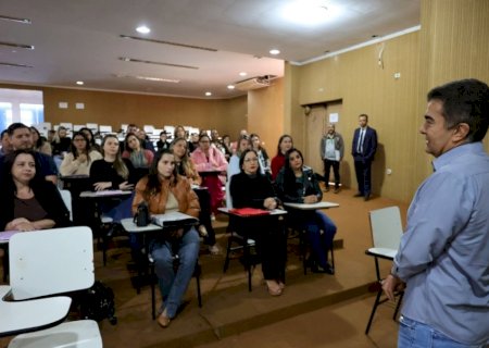 PREFEITURA DE DOURADOS AVANÇA NA INCLUSÃO E EMPOSSA NOVOS PROFISSIONAIS DA EDUCAÇÃO ESPECIAL