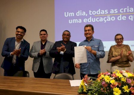 DOURADOS LANÇA PROGRAMA PIONEIRO DE FORMAÇÃO DE LIDERANÇAS ESCOLARES