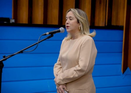 DEPUTADA SOLICITA INFORMAÇÕES SOBRE RECAPEAMENTO EM DOURADOS