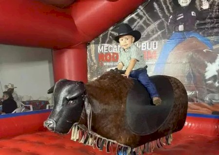 MENINO DE TRÊS ANOS MORRE APÓS SER ATINGIDO POR PEÇA DE TRATOR