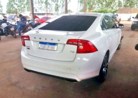 LANCES PARA LEILÃO DO DETRAN COM VOLVO ENTRE OS LOTES SEGUE ATÉ DIA 17