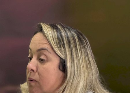 LIA NOGUEIRA UNE MATERNIDADE, EMPATIA E AÇÃO POLÍTICA EM DEFESA DAS MULHERES, DA SAÚDE E DA INCLUSÃO