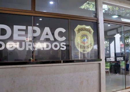 HOMEM É PRESO SUSPEITO DE FURTAR BOLSA DE PASSAGEIRA QUE DORMIA NA RODOVIÁRIA DE DOURADOS