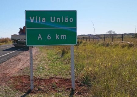 COM AGILIDADE, AGESUL INSTALA PLACAS E GARANTE ACESSO SEGURO A VILA UNIÃO