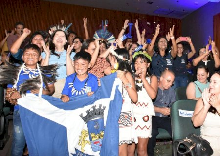ESCOLA INDÍGENA DE MS LEVA 1° LUGAR EM ALFABETIZAÇÃO E GANHA PRÊMIO DE 80 MIL