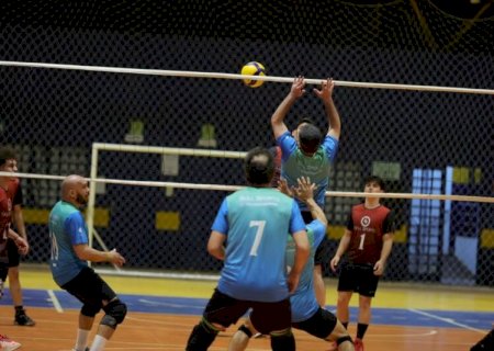 JOGOS ABERTOS DE DOURADOS DEFINEM CAMPEÕES DO VÔLEI NESTA QUARTA-FEIRA