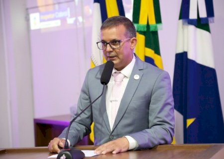 INSPETOR CABRAL SOLICITA INFORMAÇÕES SOBRE MEDICAMENTO CONTRA INTOXICAÇÃO POR METANOL EM DOURADOS