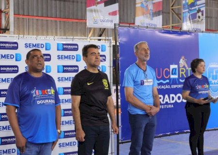 PREFEITURA REALIZA I FESTIVAL DE FANFARRAS EDUCART E MOVIMENTA O SÁBADO EM DOURADOS