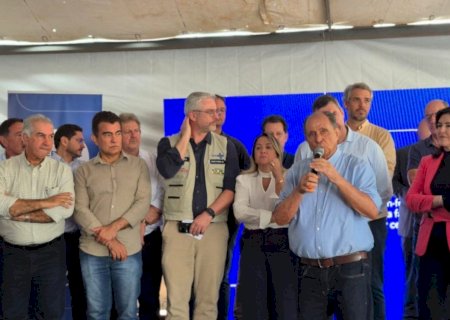 ZÉ TEIXEIRA DESTACA INVESTIMENTO EM SAÚDE COM ENTREGA DE POLICLÍNICA