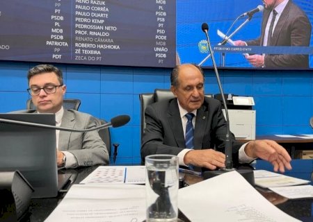 ZÉ TEIXEIRA SOLICITA INVESTIMENTOS PARA FORTALECER SAÚDE PÚBLICA EM MS