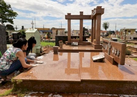 PREFEITURA DE DOURADOS ORGANIZA CEMITÉRIOS E ESPERA RECEBER 35 MIL VISITANTES NO DIA DE FINADOS