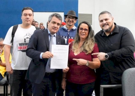 LANDMARK DEFENDE ADMINISTRATIVOS DA EDUCAÇÃO E PEDE CORREÇÃO NO PROJETO DE REAJUSTE ENVIADO PELA PREFEITURA
