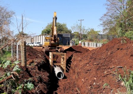 PREFEITURA INICIA OBRAS DE DRENAGEM E ASFALTO NO JARDIM LARANJA DOCE