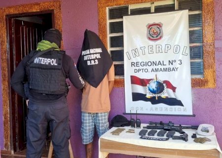 BRASILEIRO COM ARMAMENTO DE GUERRA É PRESO PELA INTERPOL NA FRONTEIRA DO PARAGUAI COM MS