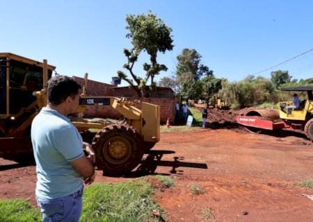 APÓS PERÍODO DE CHUVA, PREFEITURA RETOMA CASCALHAMENTO NA SITIOCA CAMPINA VERDE