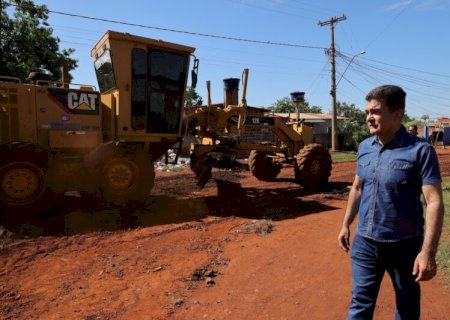 PREFEITURA INICIA TRABALHOS DE CASCALHAMENTO NAS RUAS DA COMUNIDADE SANTA FELICIDADE